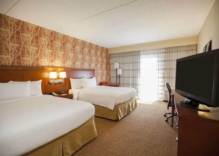 Courtyard Chicago Highland Park/northbrook 3*
