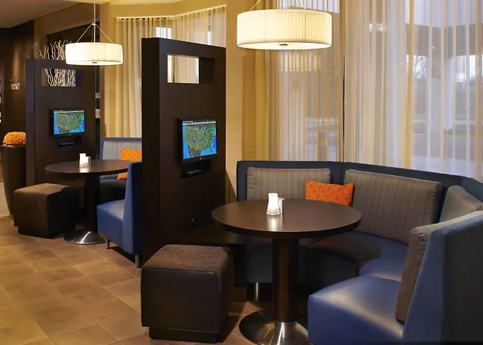 Hotel Courtyard Chicago Highland Park/northbrook 3*