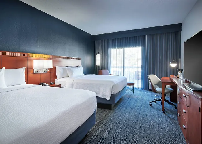 Courtyard Chicago Highland Park/northbrook 3* Highland Park