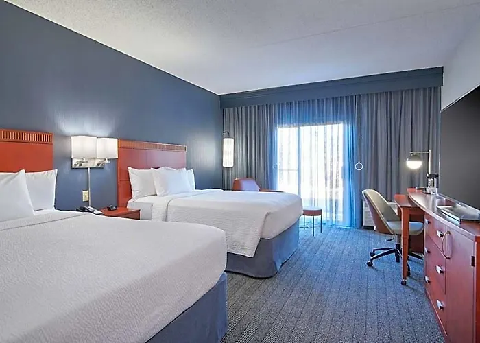 Hotel Courtyard Chicago Highland Park/northbrook 3*