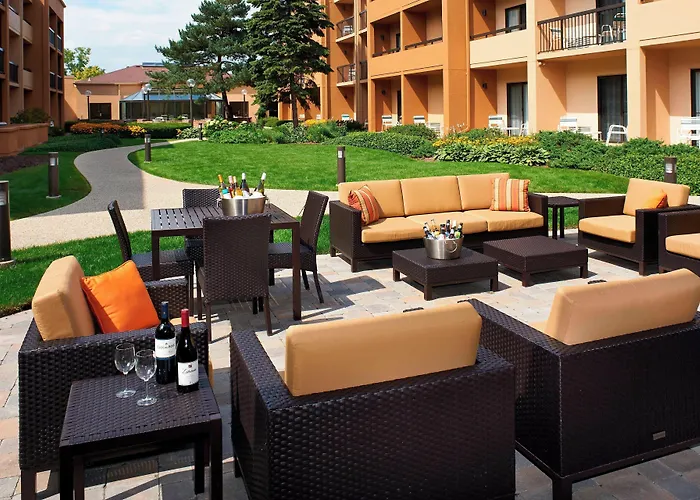 Hotel Courtyard Chicago Highland Park/northbrook 3*