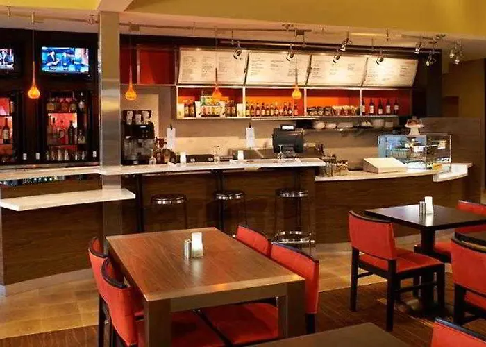 Courtyard Chicago Highland Park/northbrook Hotel 3*